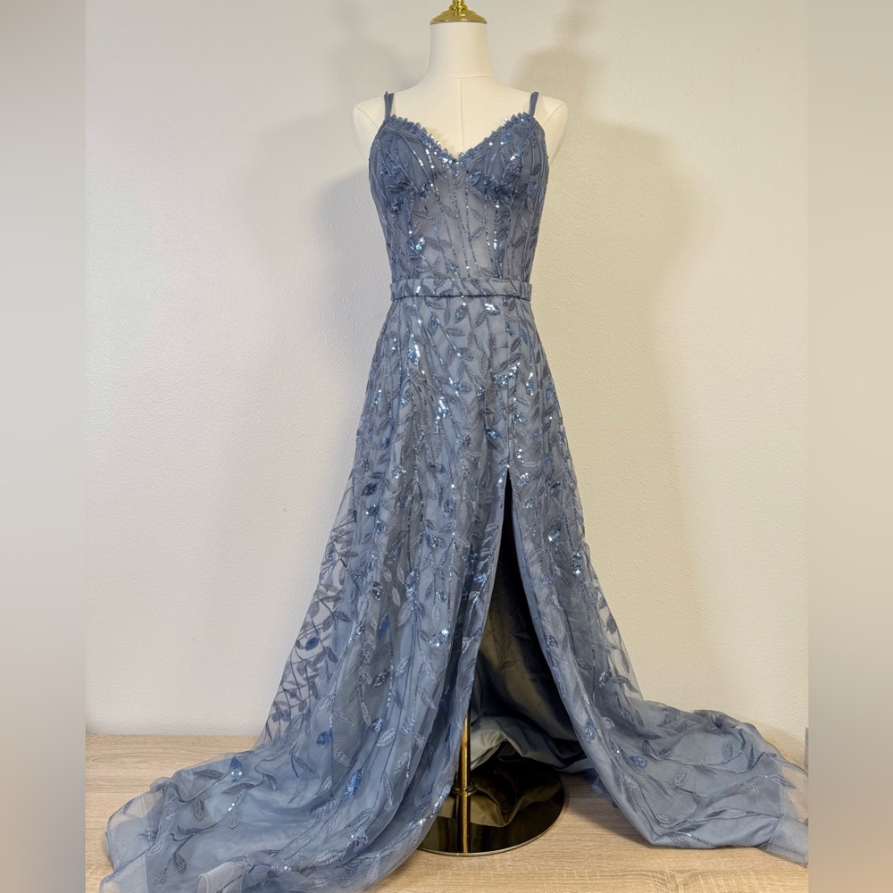 Stacees Dusty Blue High Slit Formal dress Women’s Sz 2 gown homecoming NWT
